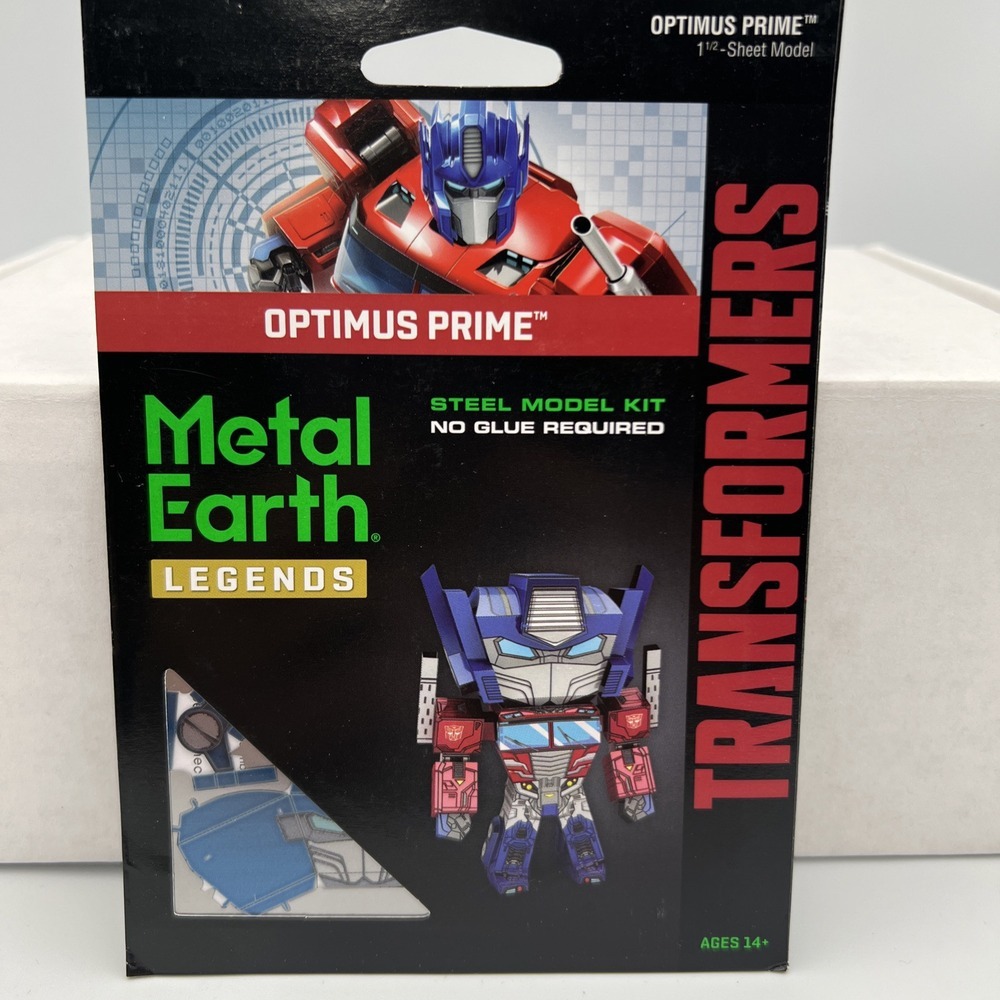 Fascinations Metal Earth Transformers Optimus Prime Laser‎ Cut Metal Model Kit